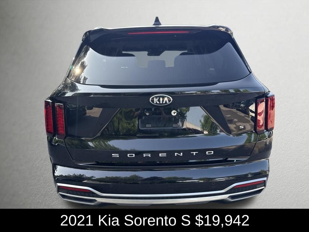 Used 2021 Ebony Black Kia S image 4