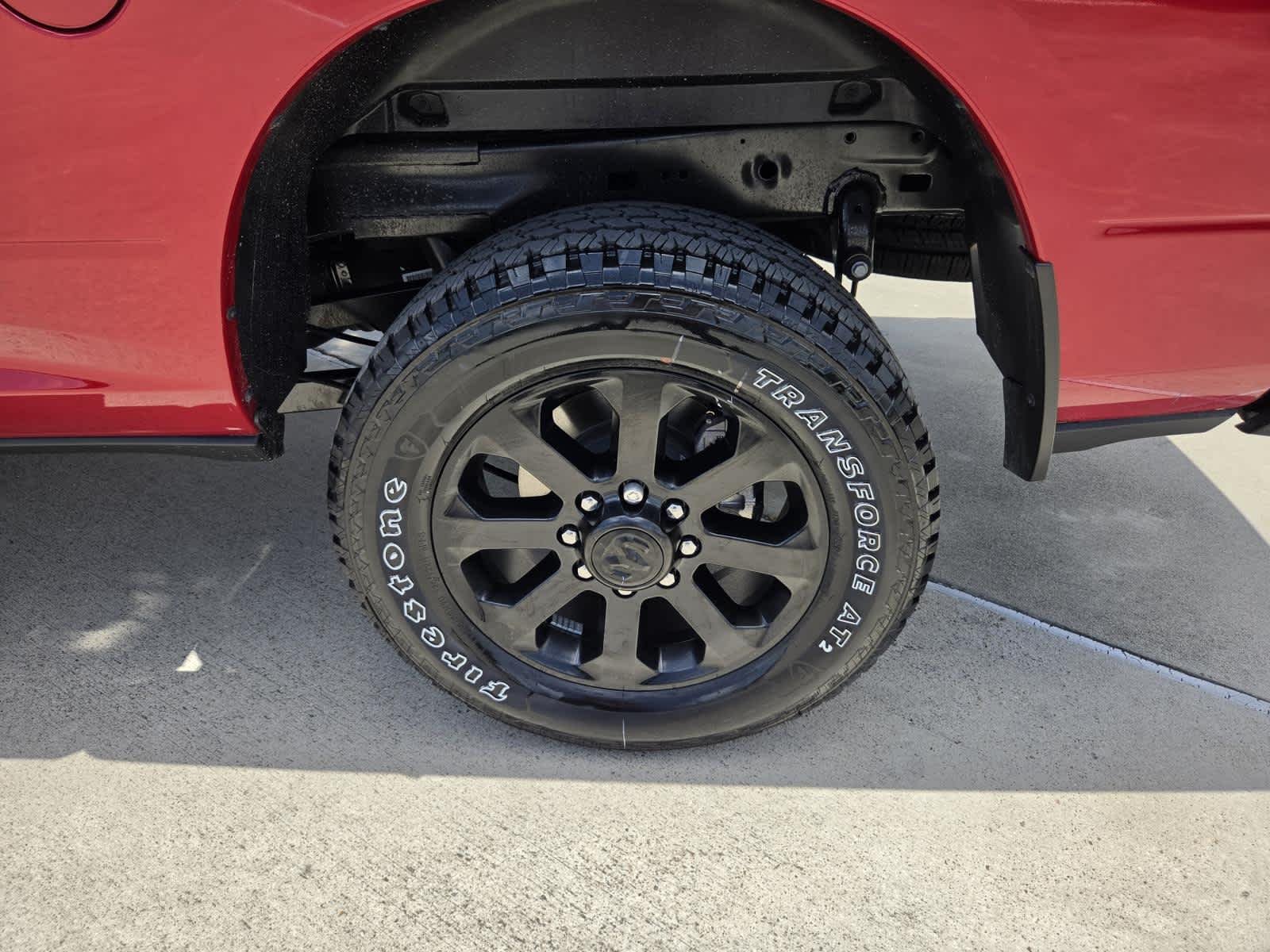 New 2026 Molten Red Pearl-Coat Exterior Paint RAM Laramie image 20