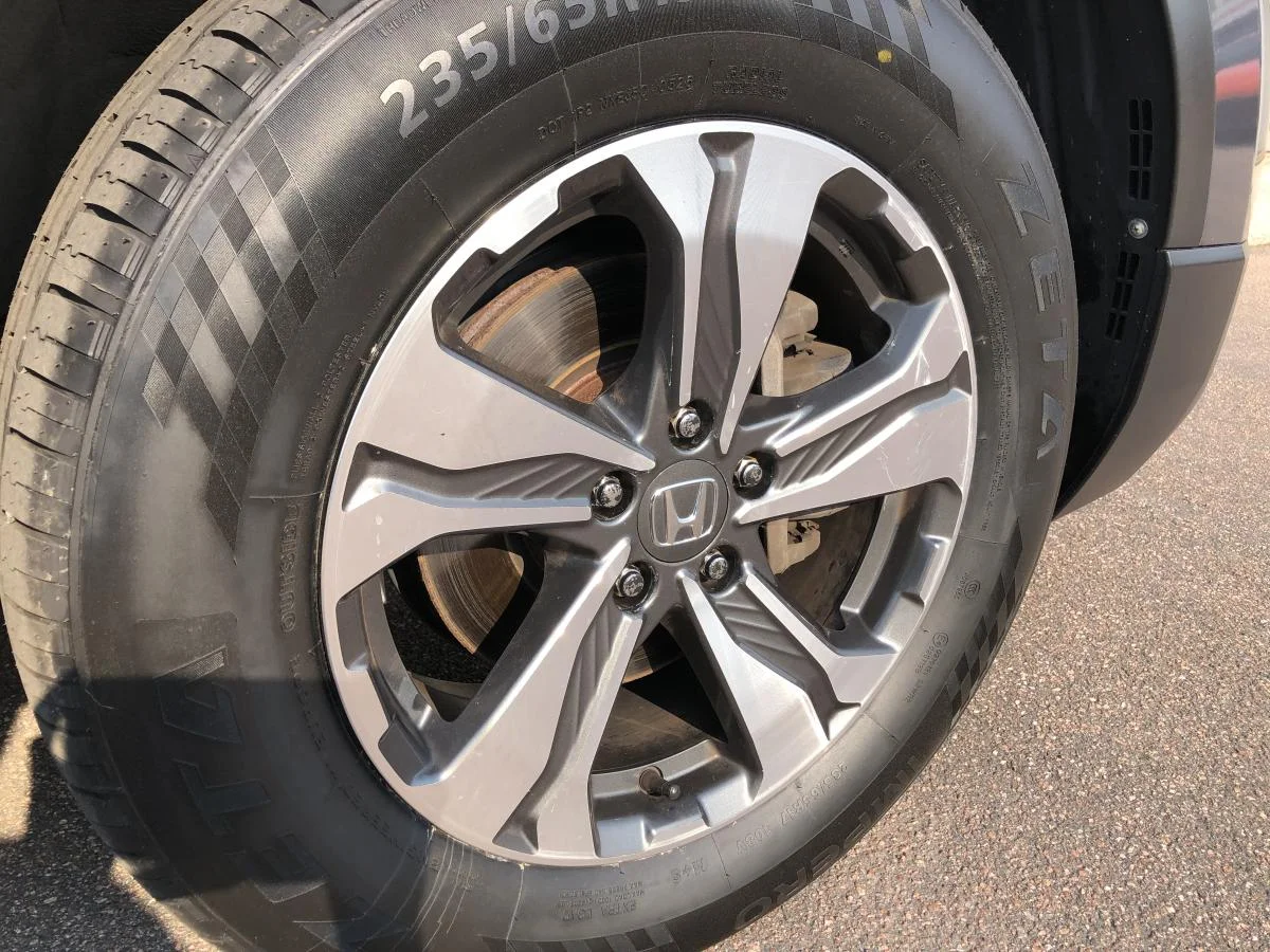 Used 2020 Silver Honda LX AWD image 10