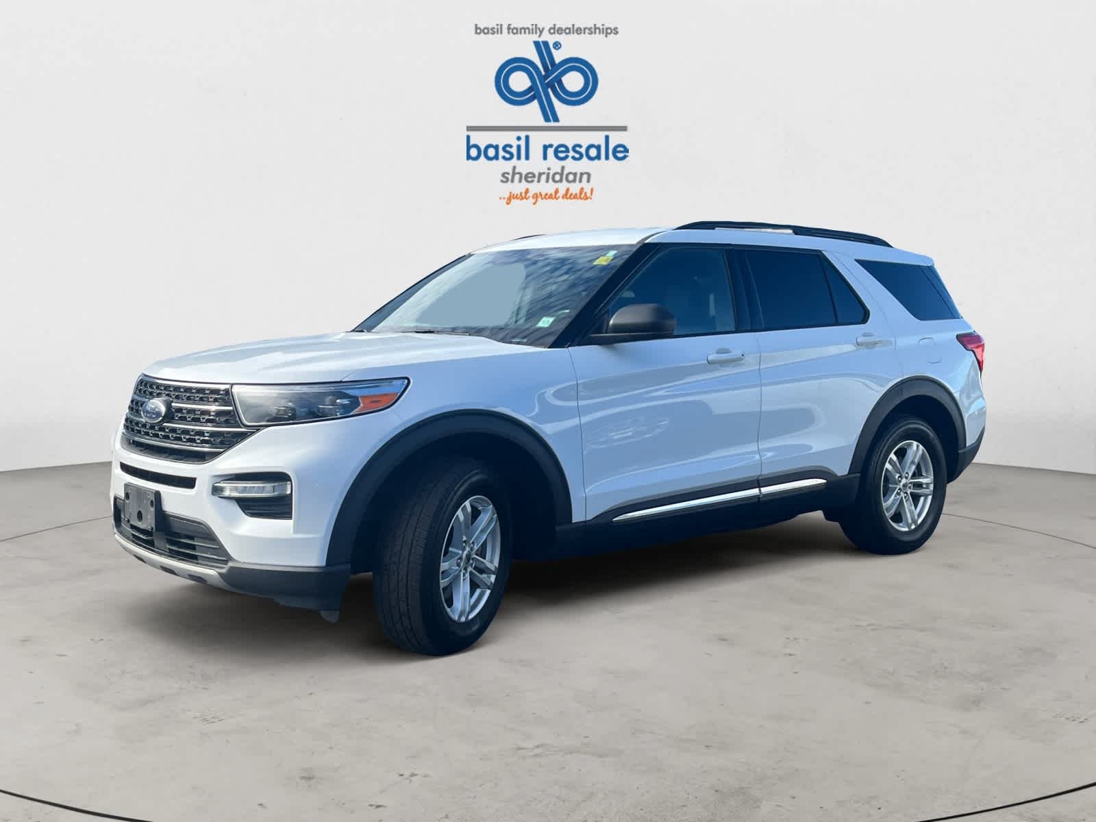 Used 2020 Oxford White Ford XLT image 2