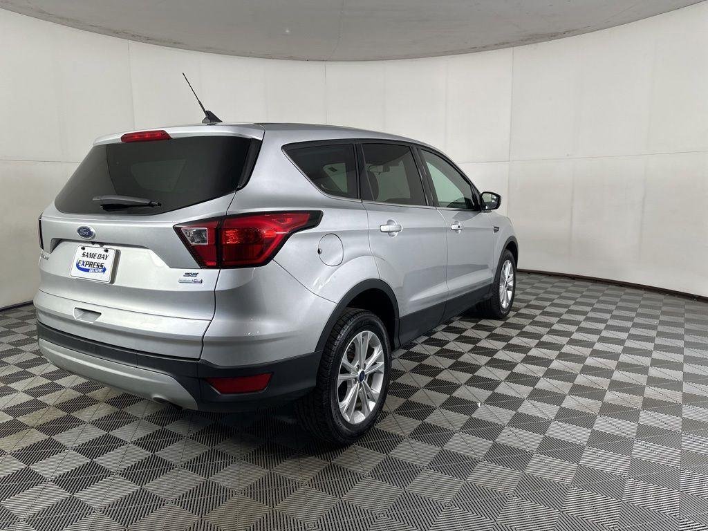 Used 2019 Ingot Silver Ford SE image 19