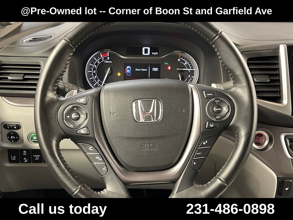 Used 2020  Honda RTL image 19