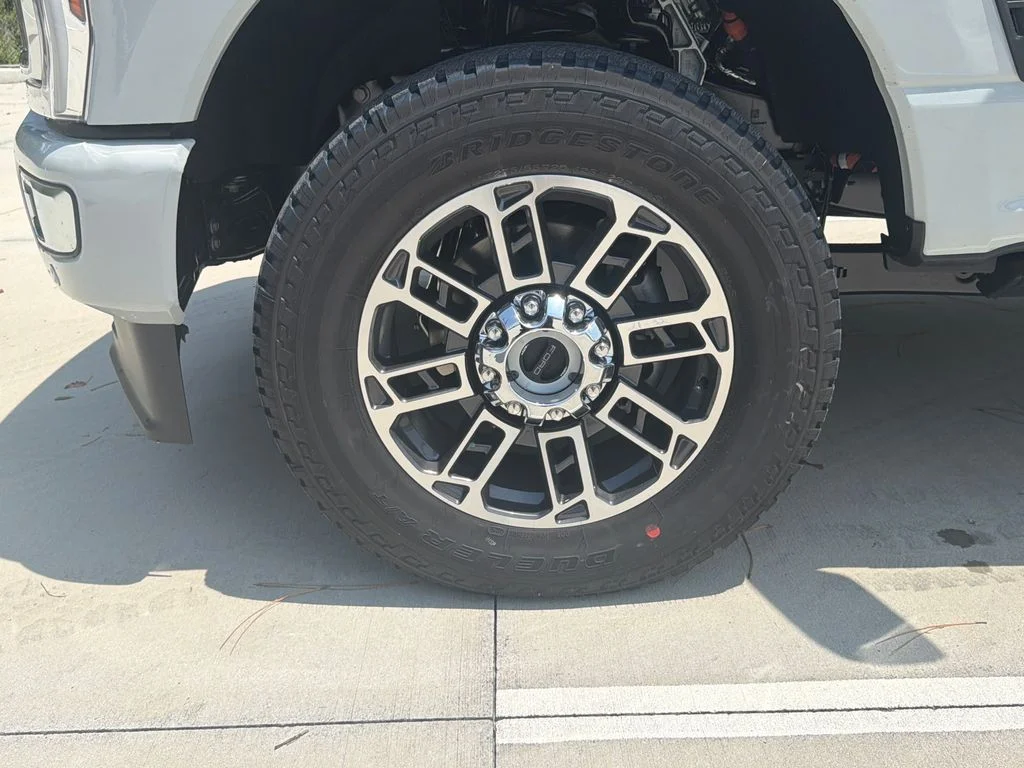 New 2026 White Ford Platinum image 12