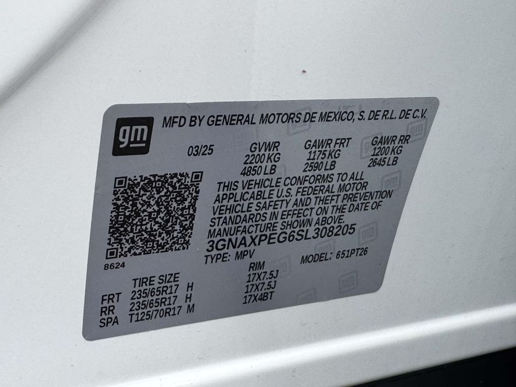 Used 2025 White Chevrolet LT image 26