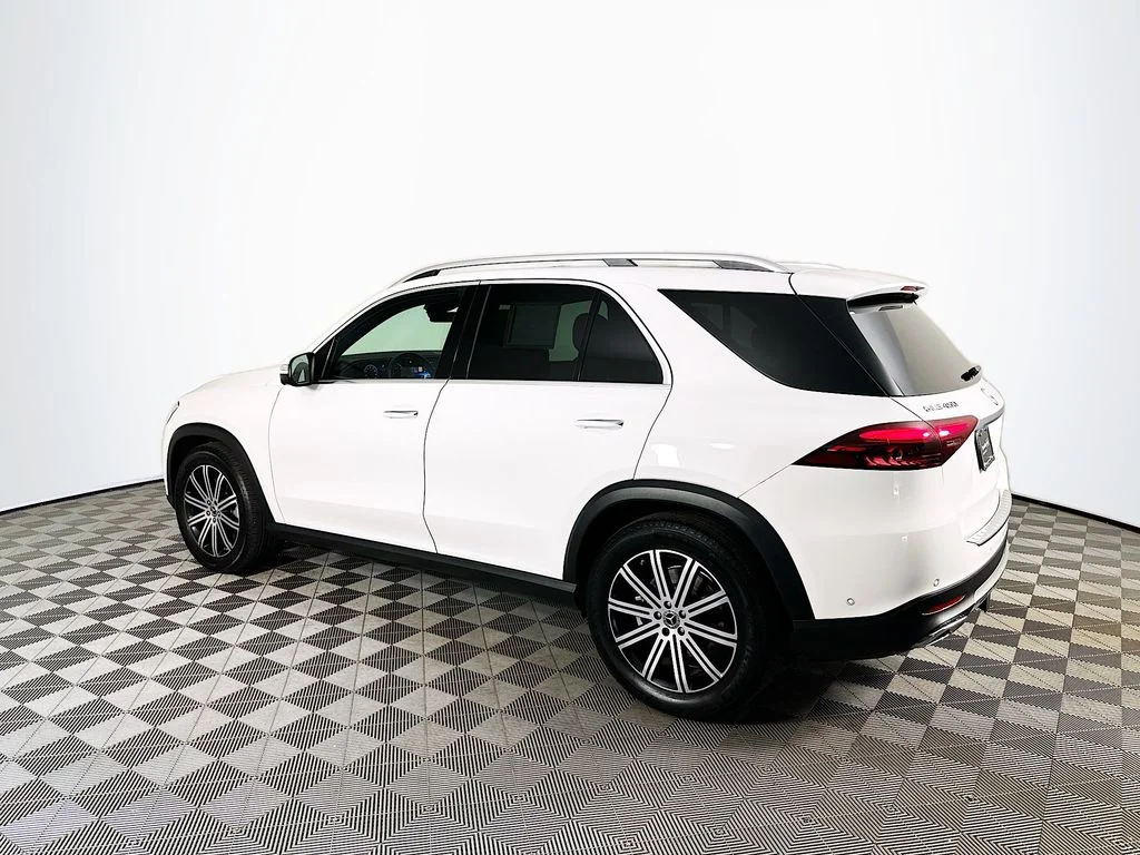 Used 2024 White Mercedes-Benz GLE 450 image 4