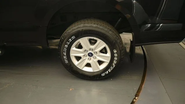 Certified Used 2020 Black Ford XLT image 9