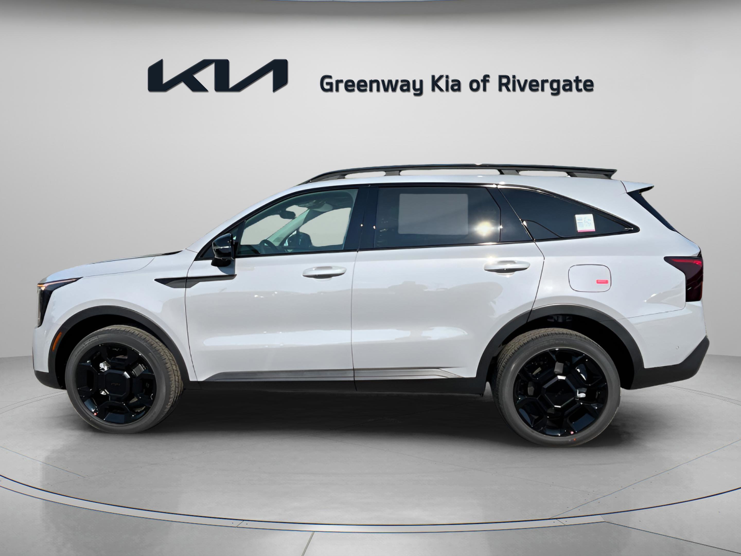 New 2025 Wolf Gray Kia X-Line SX AWD image 4