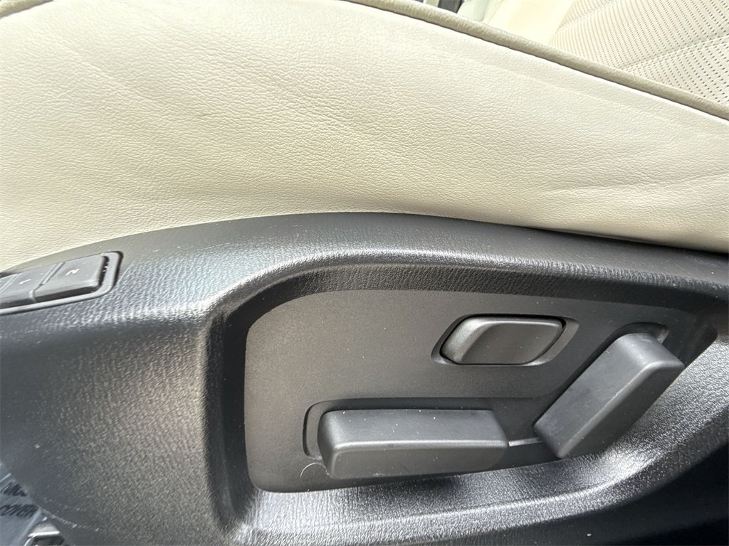 2023 MAZDA CX-5 - Image 11