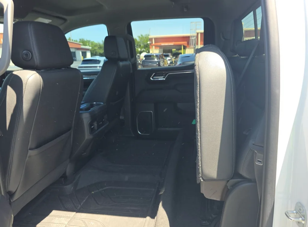 Used 2023 White Chevrolet RST image 7