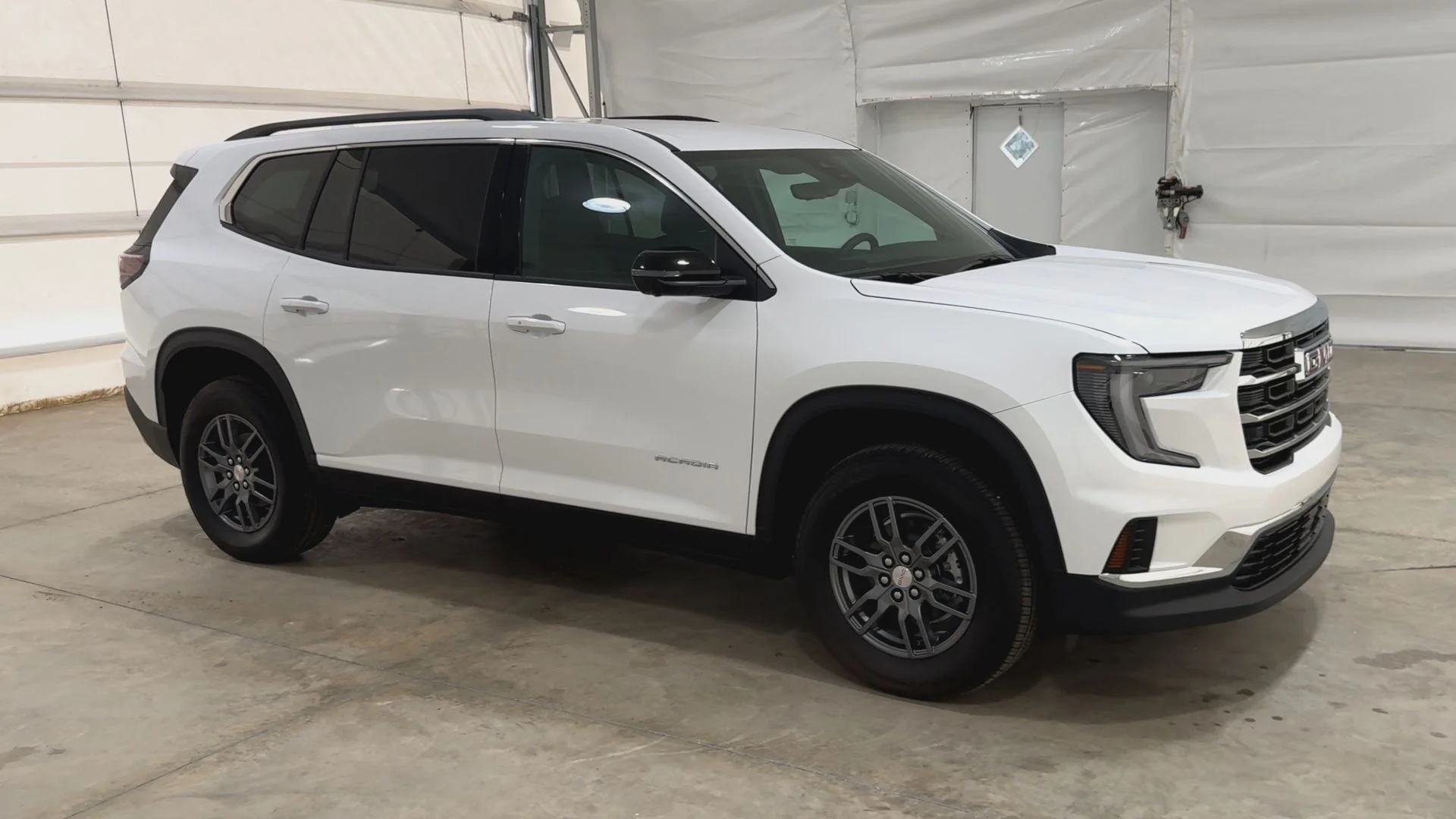 New 2026 Summit White GMC Elevation image 27