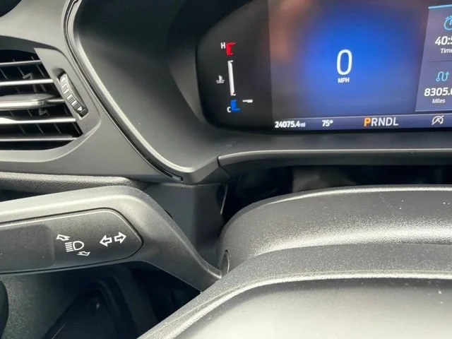 Used 2025 Gray Ford ST-Line image 35