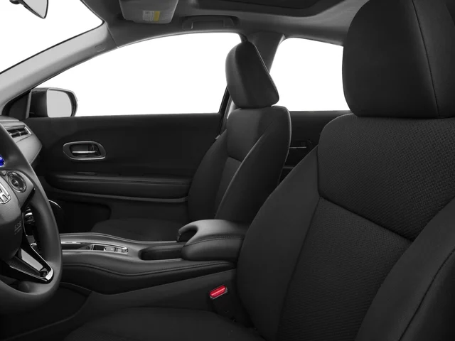 Used 2017  Honda EX image 9