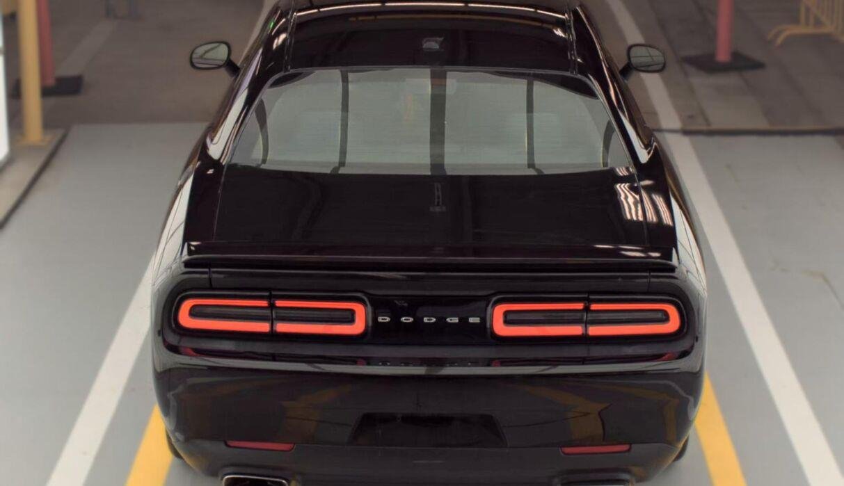 Used 2015 Pitch Black Clearcoat Dodge R/T image 4