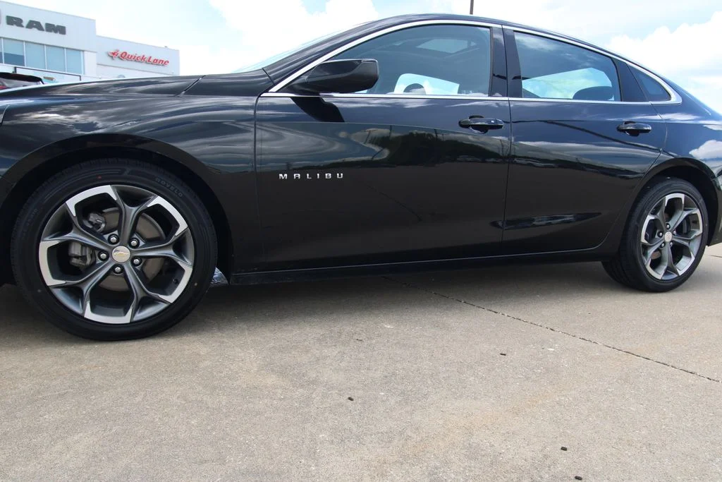 Used 2024 Mosaic Black Metallic Chevrolet LT image 10
