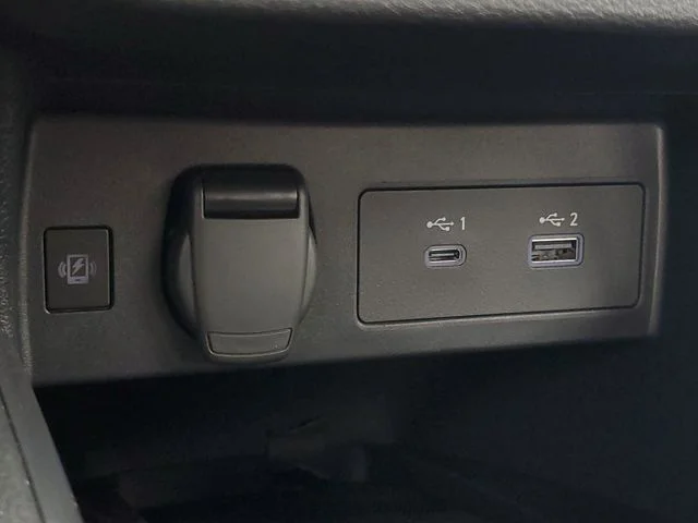 Certified Used 2025 Gray Nissan 1.6 SR image 31