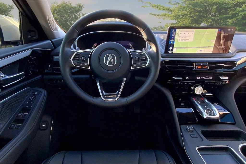 Used 2025  Acura Base image 8