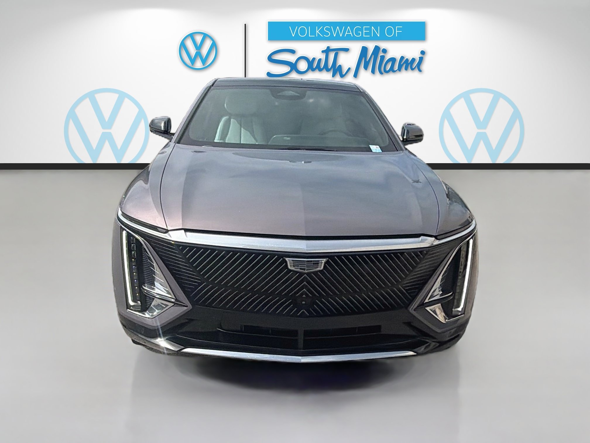 Used 2024 Cadillac LYRIQ Luxury 1 with VIN 1GYKPPRL2RZ123151 for sale in Miami, FL