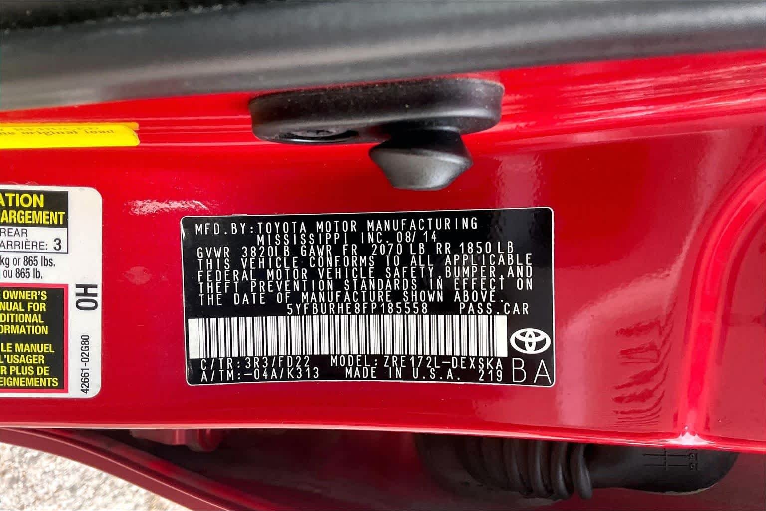 Used 2015 Barcelona Red Metallic Toyota S Plus image 34