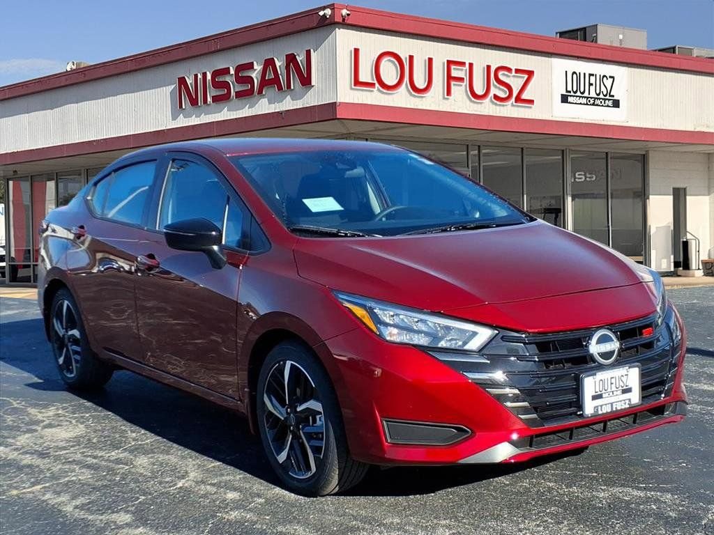 2025 Nissan Versa Sedan SR