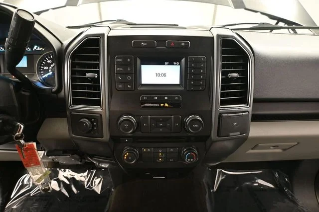 Used 2018 Black Ford XLT image 25
