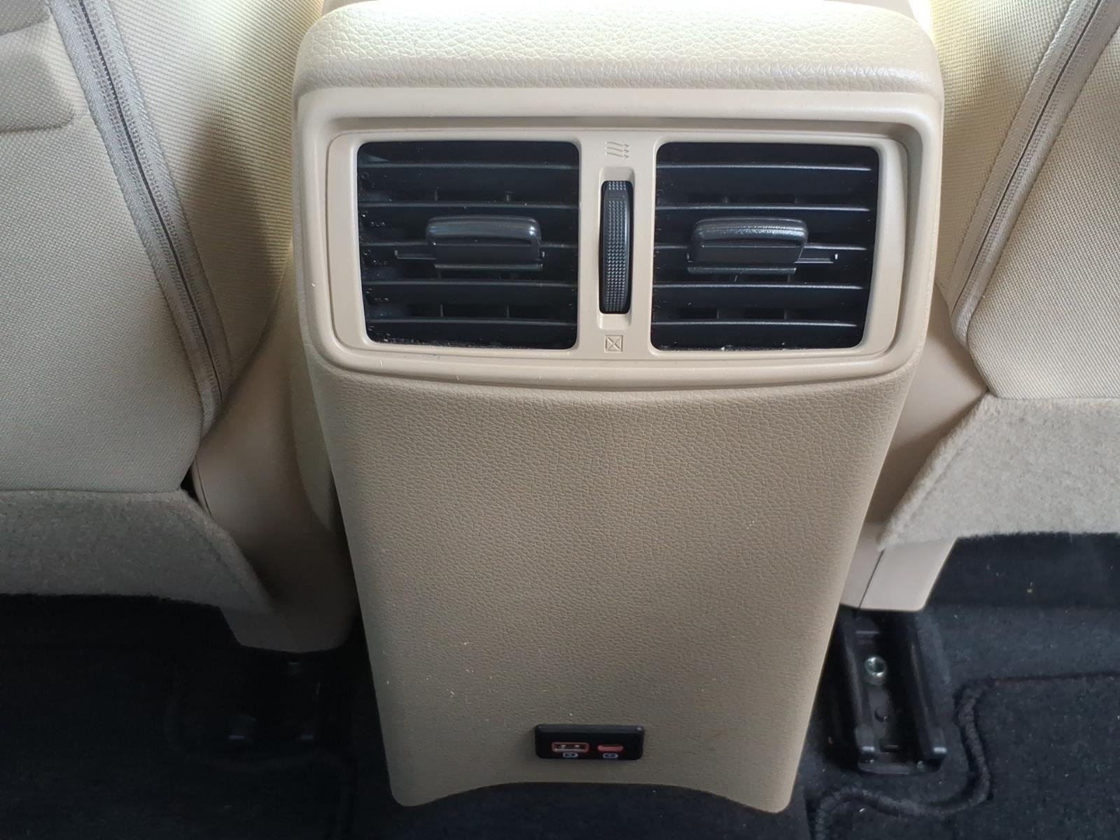 Used 2020 Pearl White Tricoat Nissan SV image 23