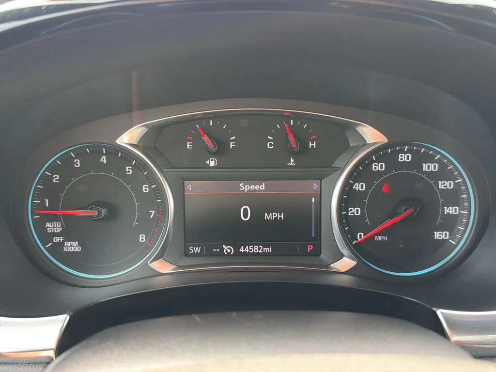 2023 Chevrolet Traverse 1LT - Photo 13