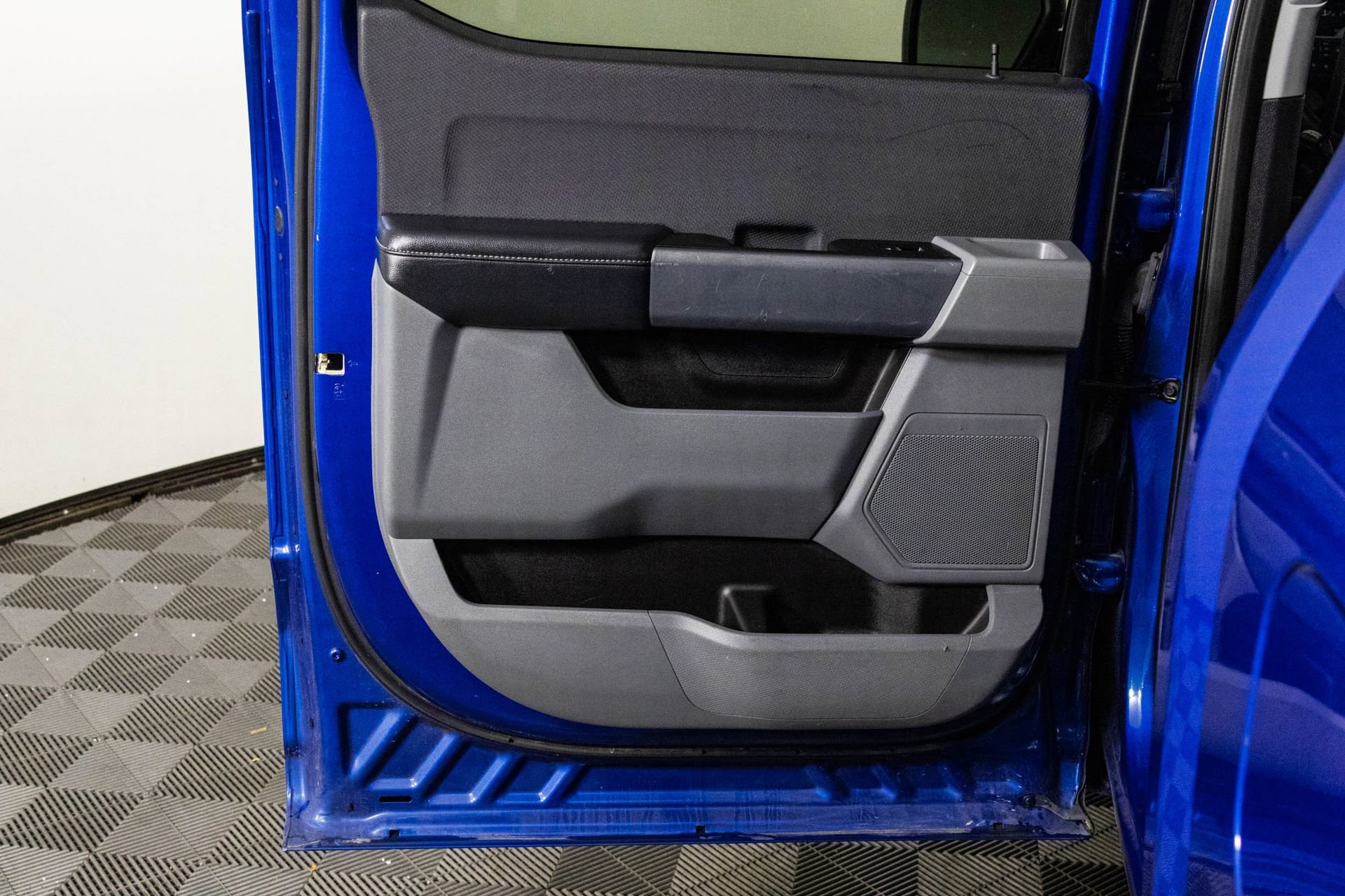 2023 FORD F-150 - Image 34