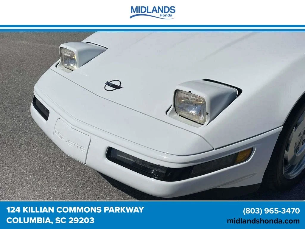 Used 1995 White Chevrolet Base image 15