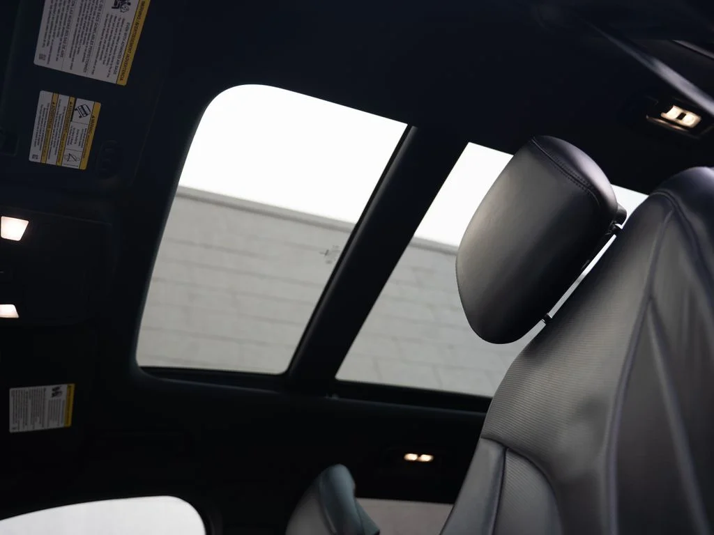 Used 2017 Black Lincoln Reserve image 30
