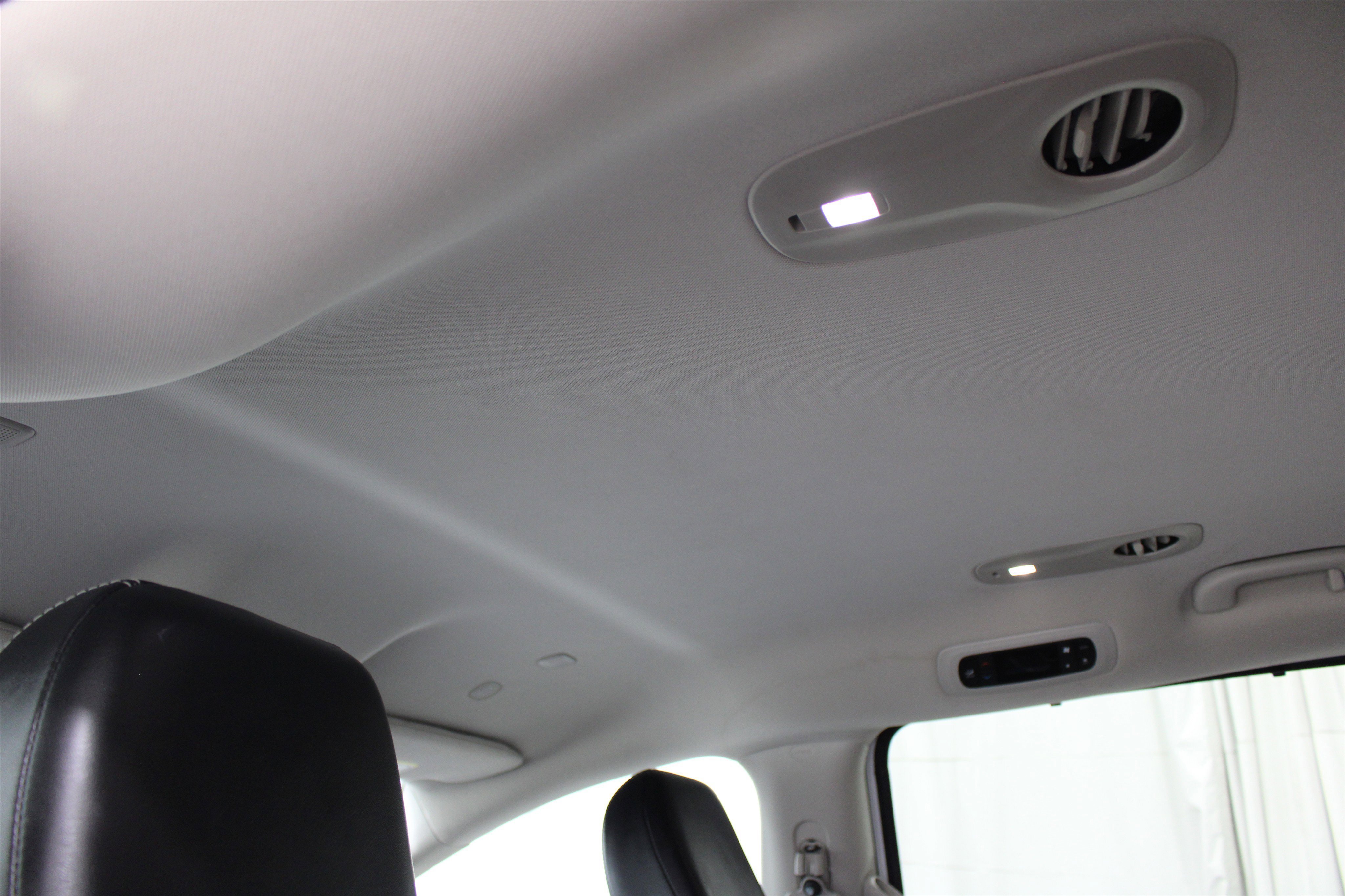 Used 2024 Bright White Clearcoat Chrysler Touring L image 22