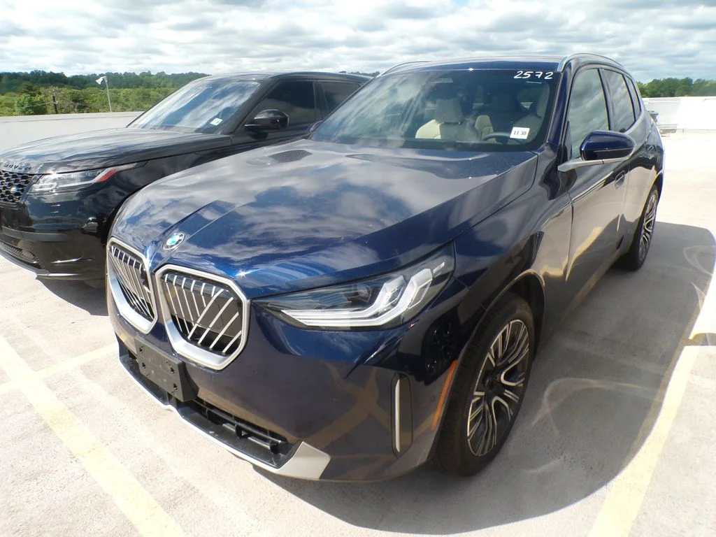 2026 BMW X3 30 XDRIVE's photo