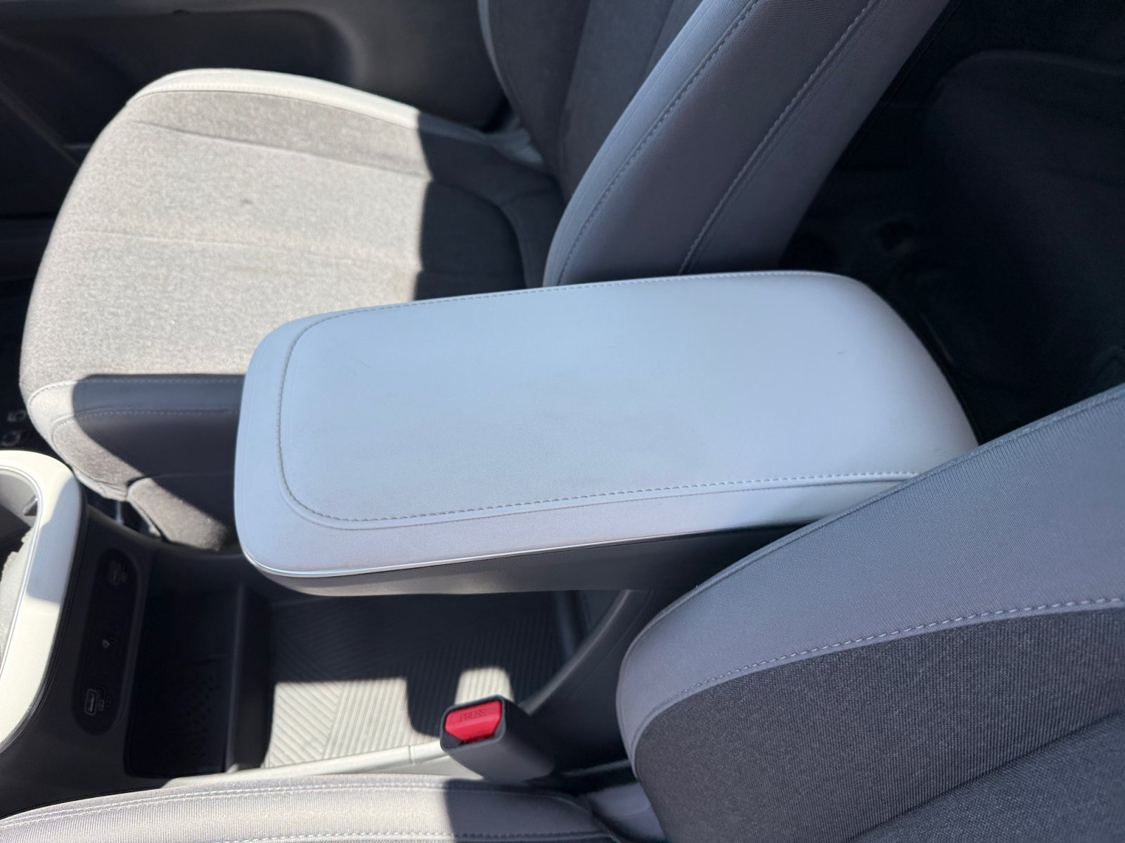 Certified Used 2024 White Hyundai SEL image 14