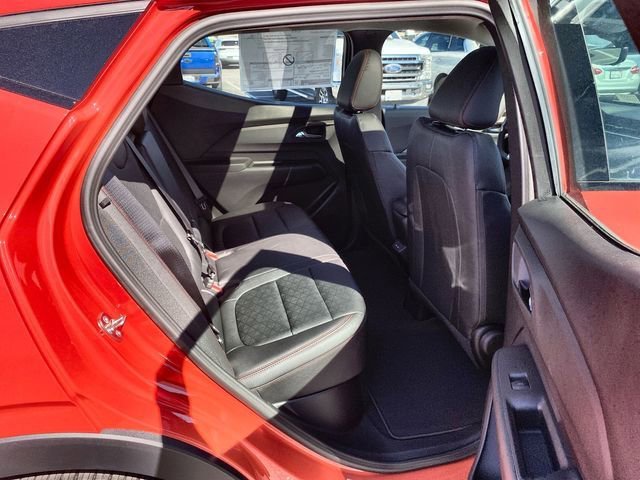 2027 Chevrolet Bolt RS - Photo 38