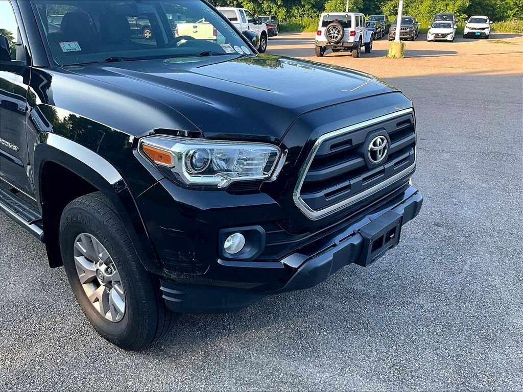 Used 2017 Black Toyota SR5 image 8