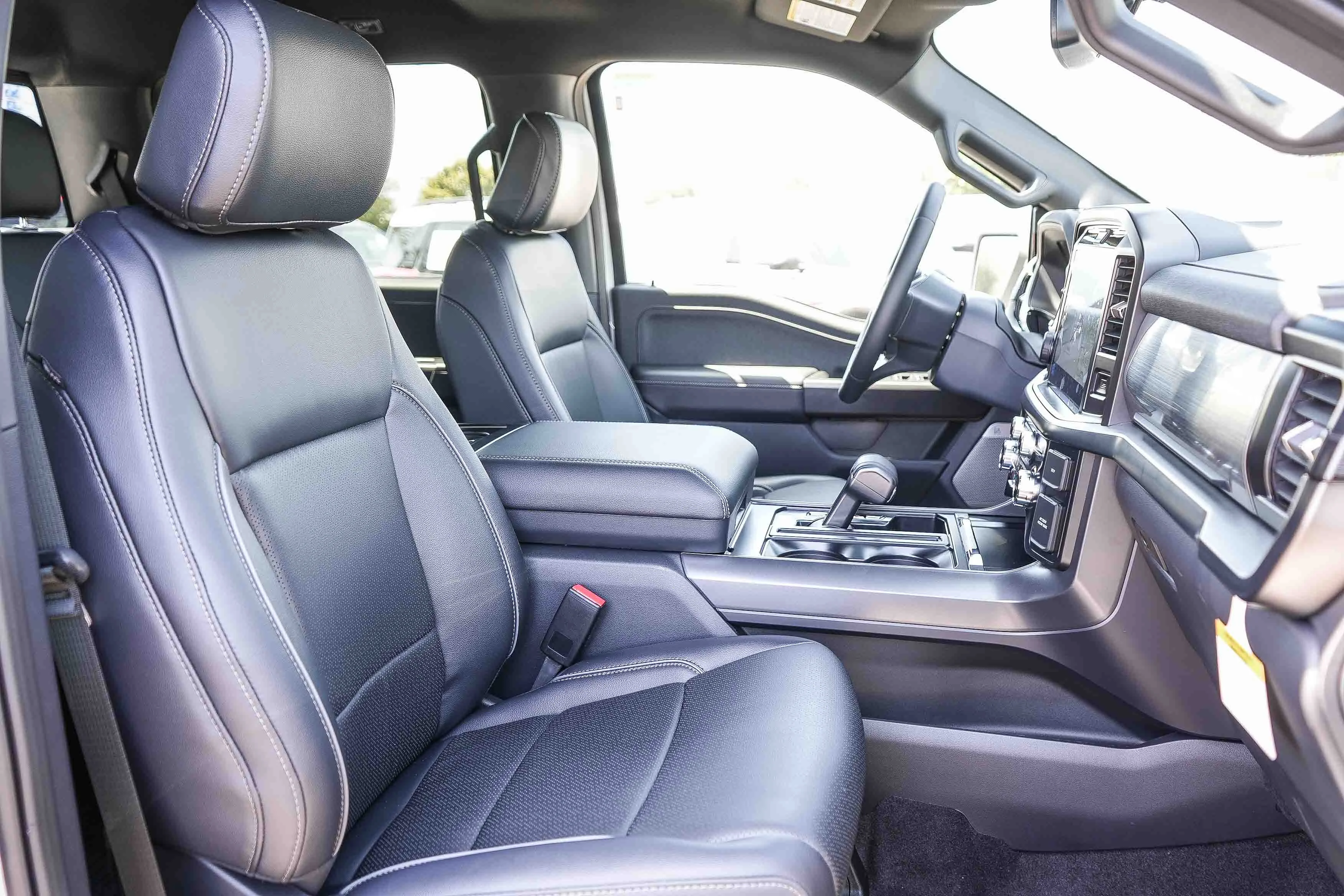 New 2026 Avalanche Ford Lariat® image 19