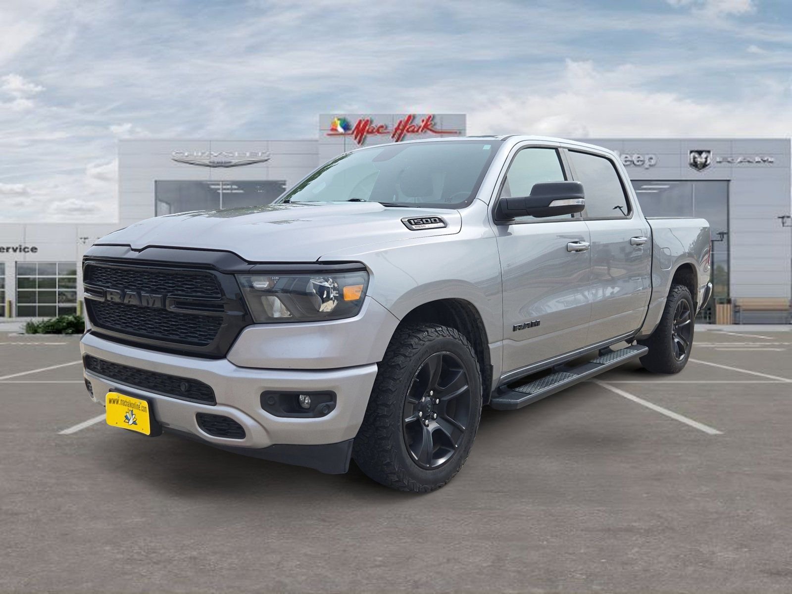 2021 RAM 1500 Big Horn/Lone Star 4x4 Crew Cab 5'7's photo