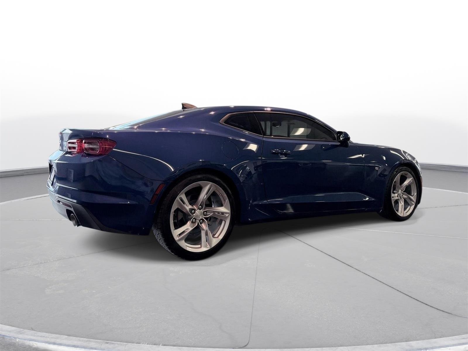 Used 2021 Riverside Blue Metallic Chevrolet 1LS image 13