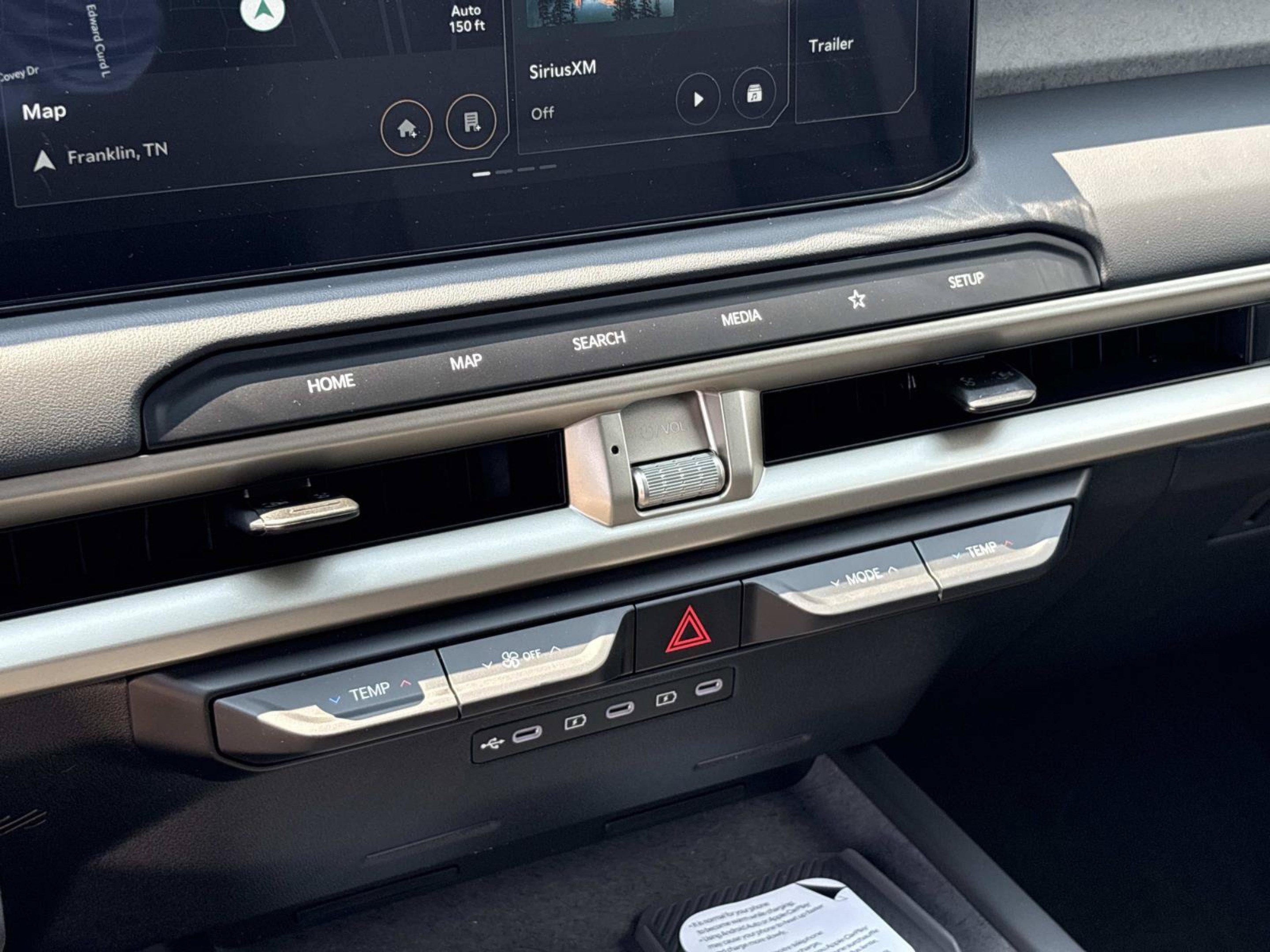New 2027 Glacial White Pearl Kia S image 28