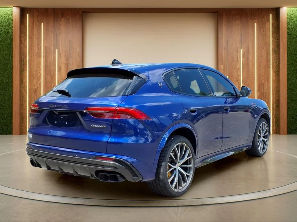 Used 2024 Blue Maserati Trofeo image 33