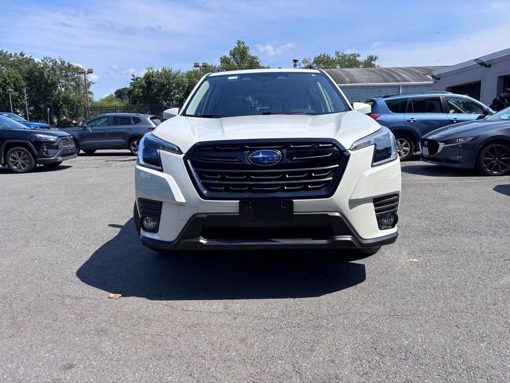 Used 2023 White Subaru Premium image 7