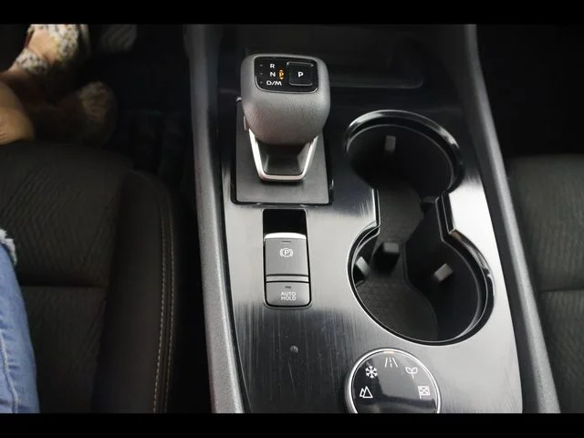 Used 2025 Beige/tan Nissan SV image 14