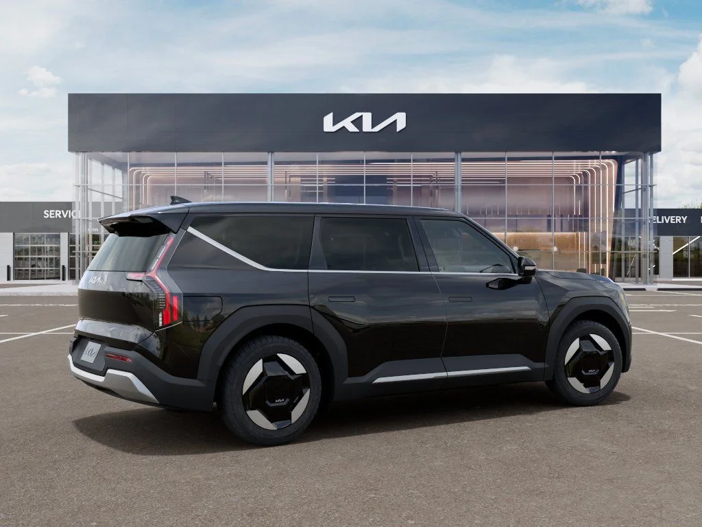 New 2026 Black Kia Light Long Range image 6