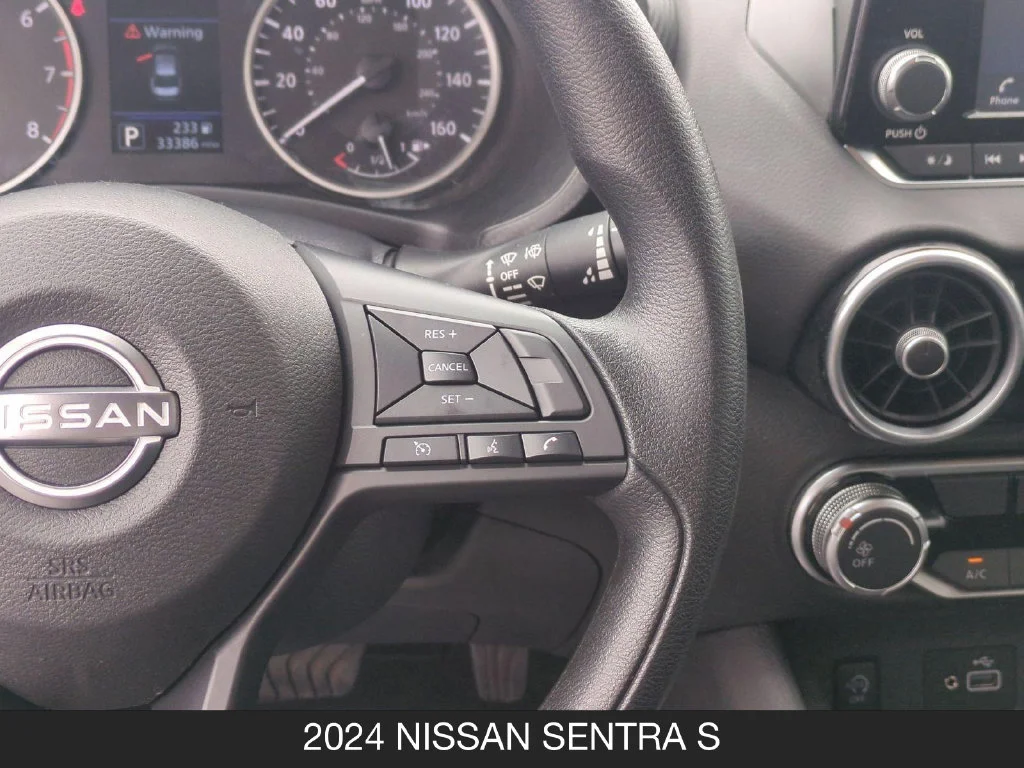 Used 2024 Gray Nissan S image 18