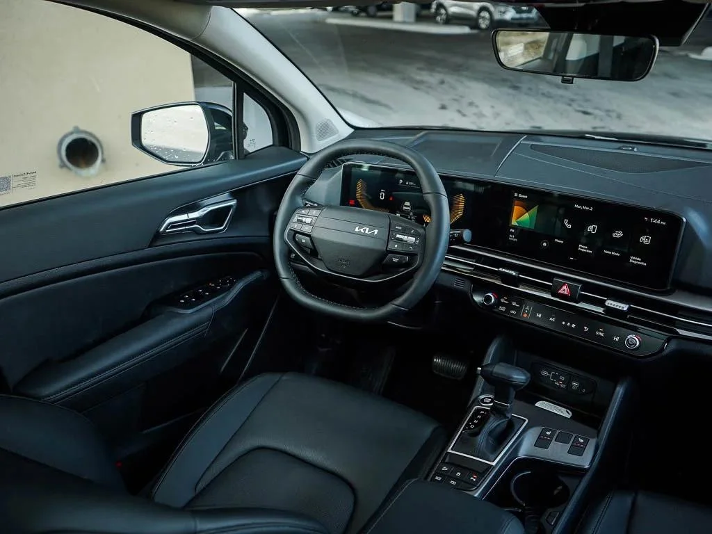 New 2026 Panthera Metal Kia EX AWD image 15