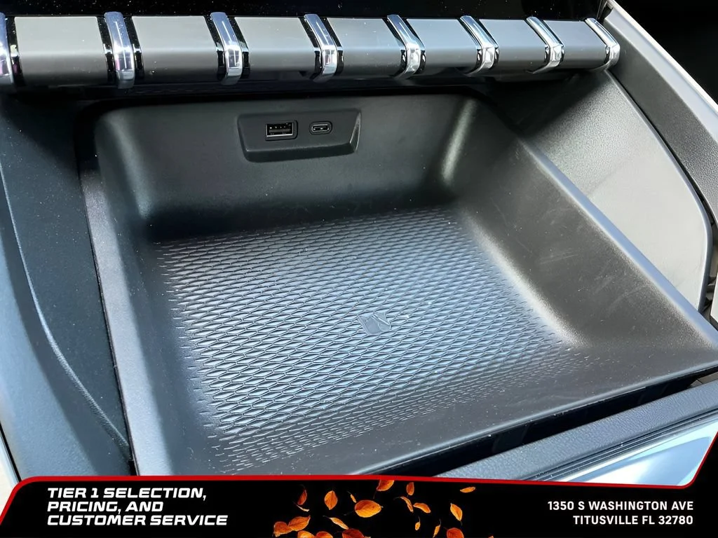New 2027 Rapids Metallic GMC Elevation image 37