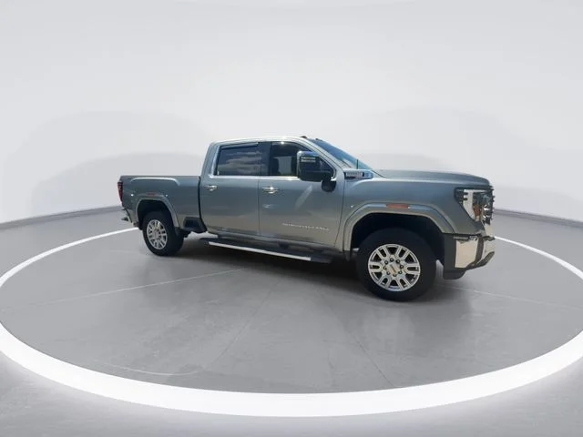 Used 2024 Silver GMC SLT image 2