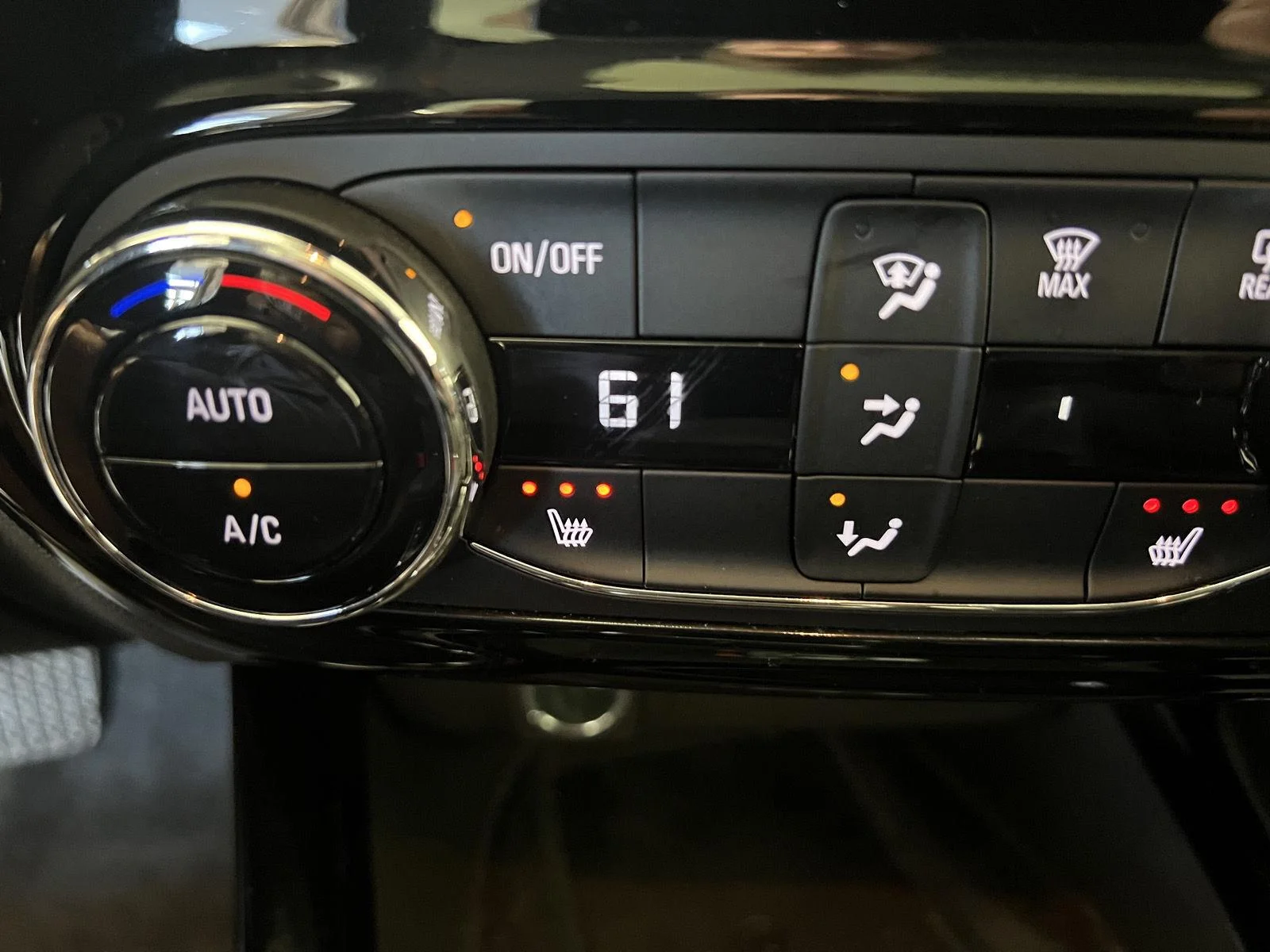 Used 2024 Mosaic Black Metallic Chevrolet ACTIV image 17