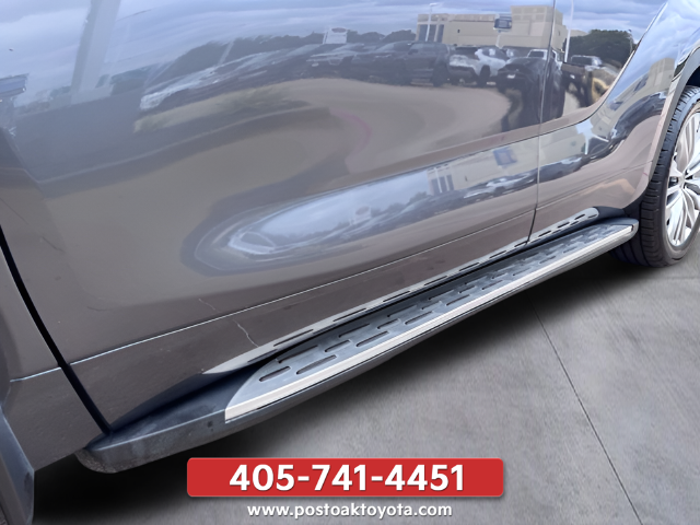Used 2024 Gray Toyota Platinum image 43