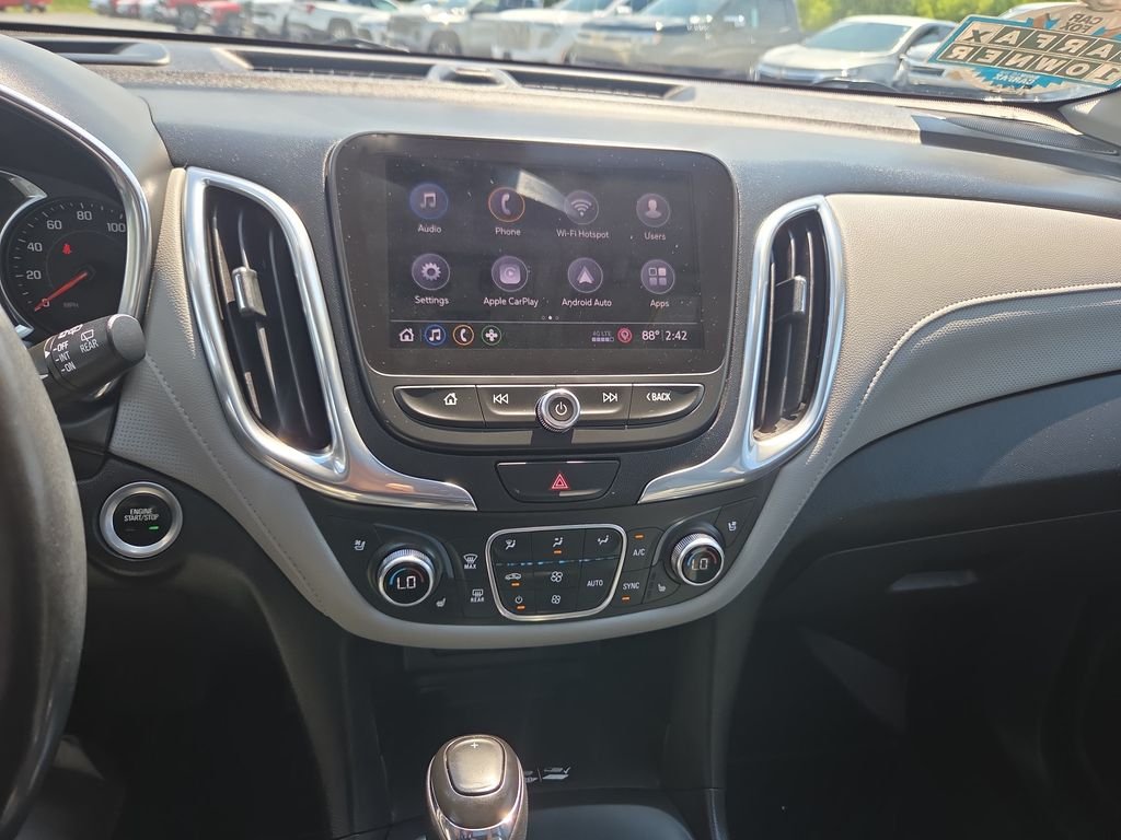 Used 2019 Black Chevrolet Premier image 18