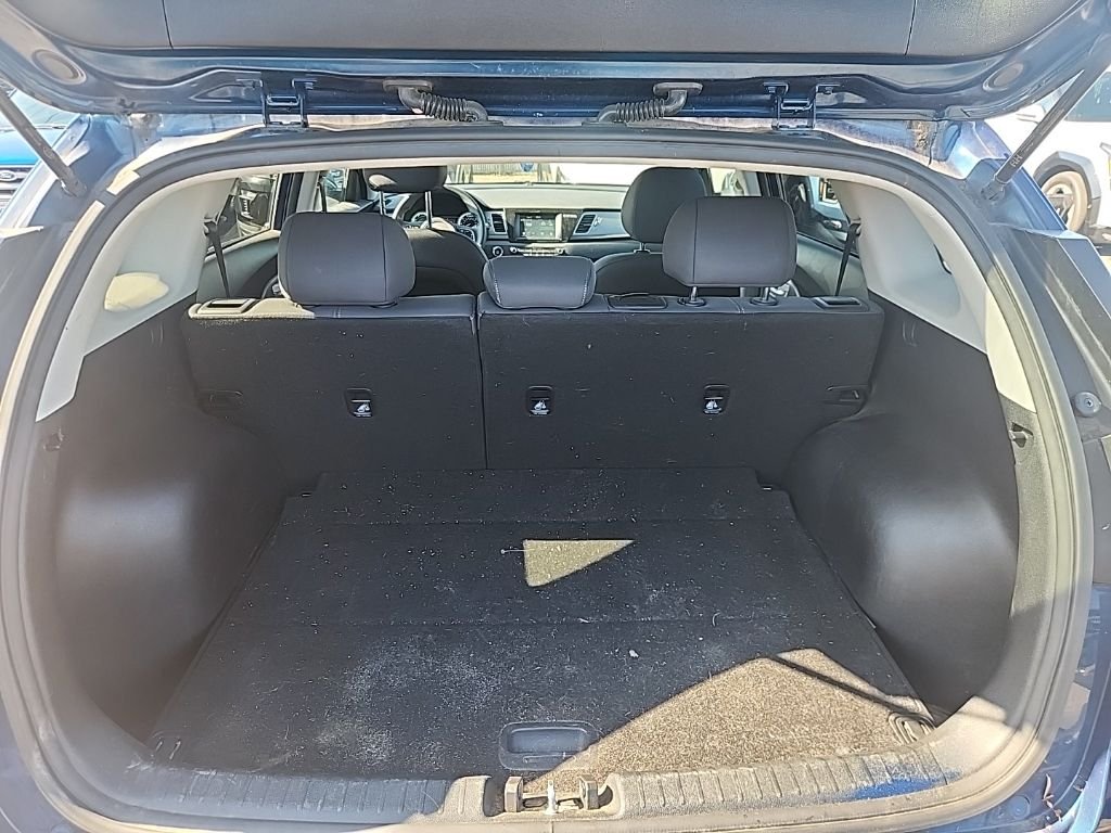 Used 2019 Blue Kia LX image 18